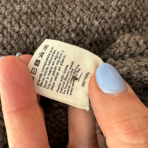 Babaa Wool Cardigan in Grayish Brown (no 11 Oak) with Brown buttons - Picture 5 of 5